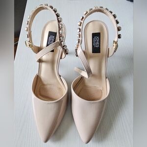 Jones New York Women's Cream Heels